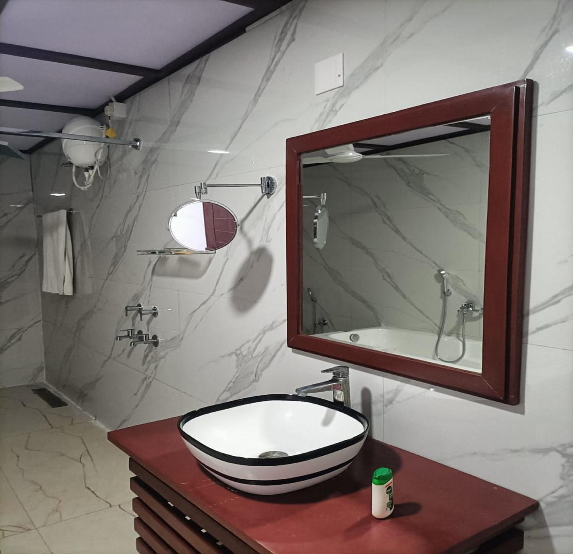 Green Point - Hotels And Resorts In Angul Ngoại thất bức ảnh