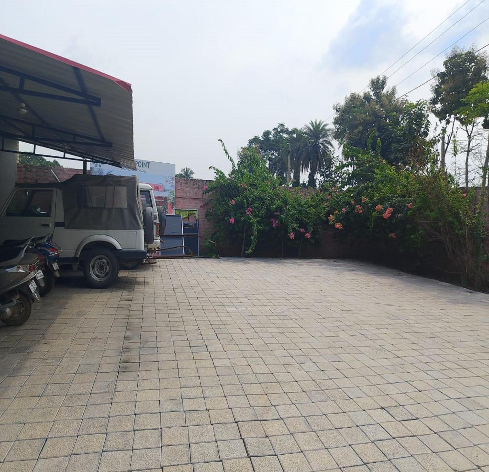 Green Point - Hotels And Resorts In Angul Ngoại thất bức ảnh